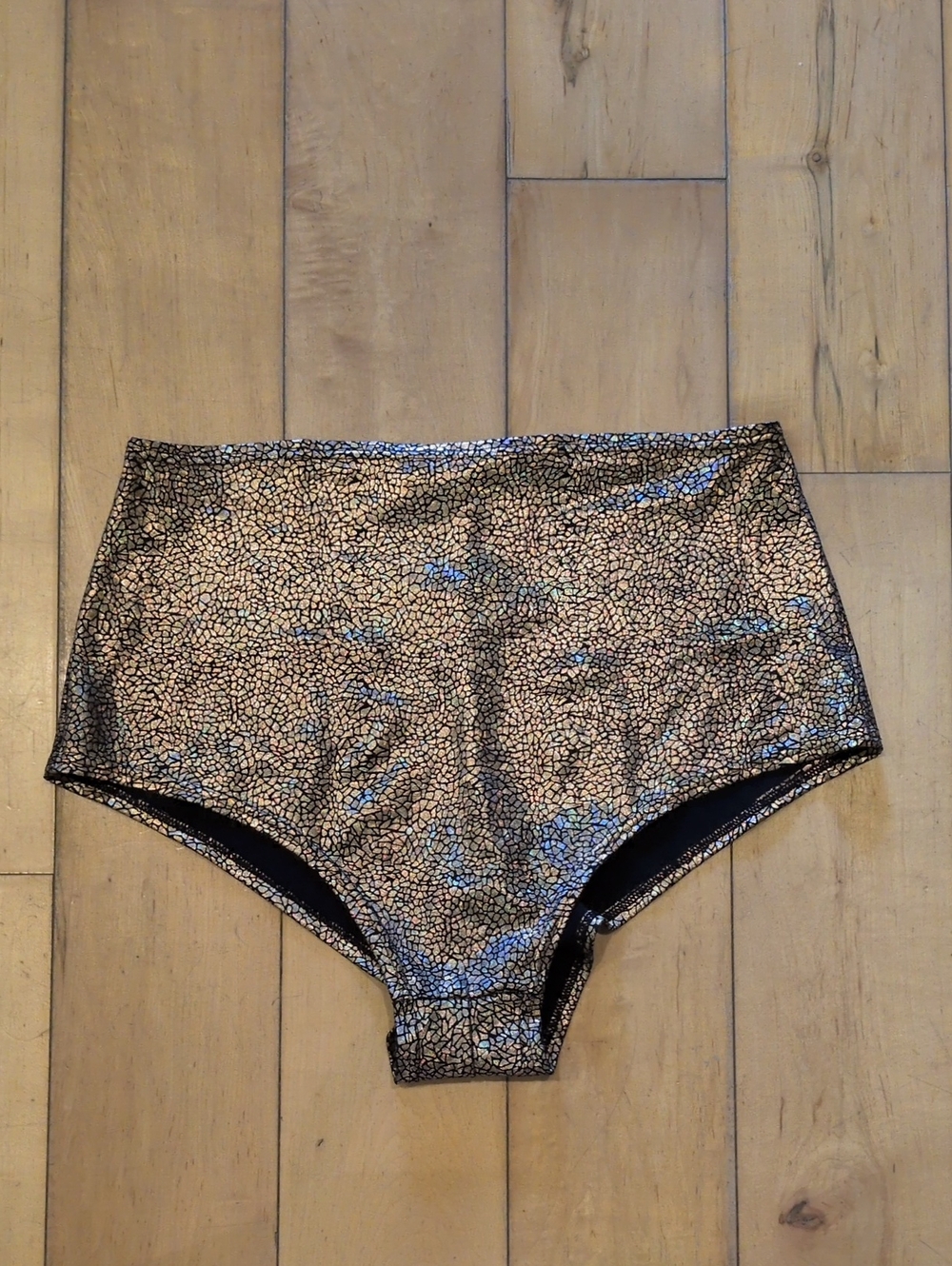 High Waist Booty Shorts Shimmery Black & Gold